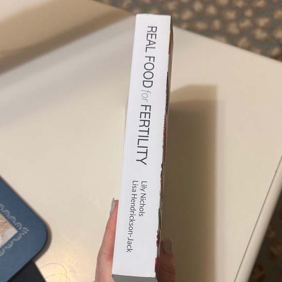 Real Food for Fertility Book - Picture 3 of 6